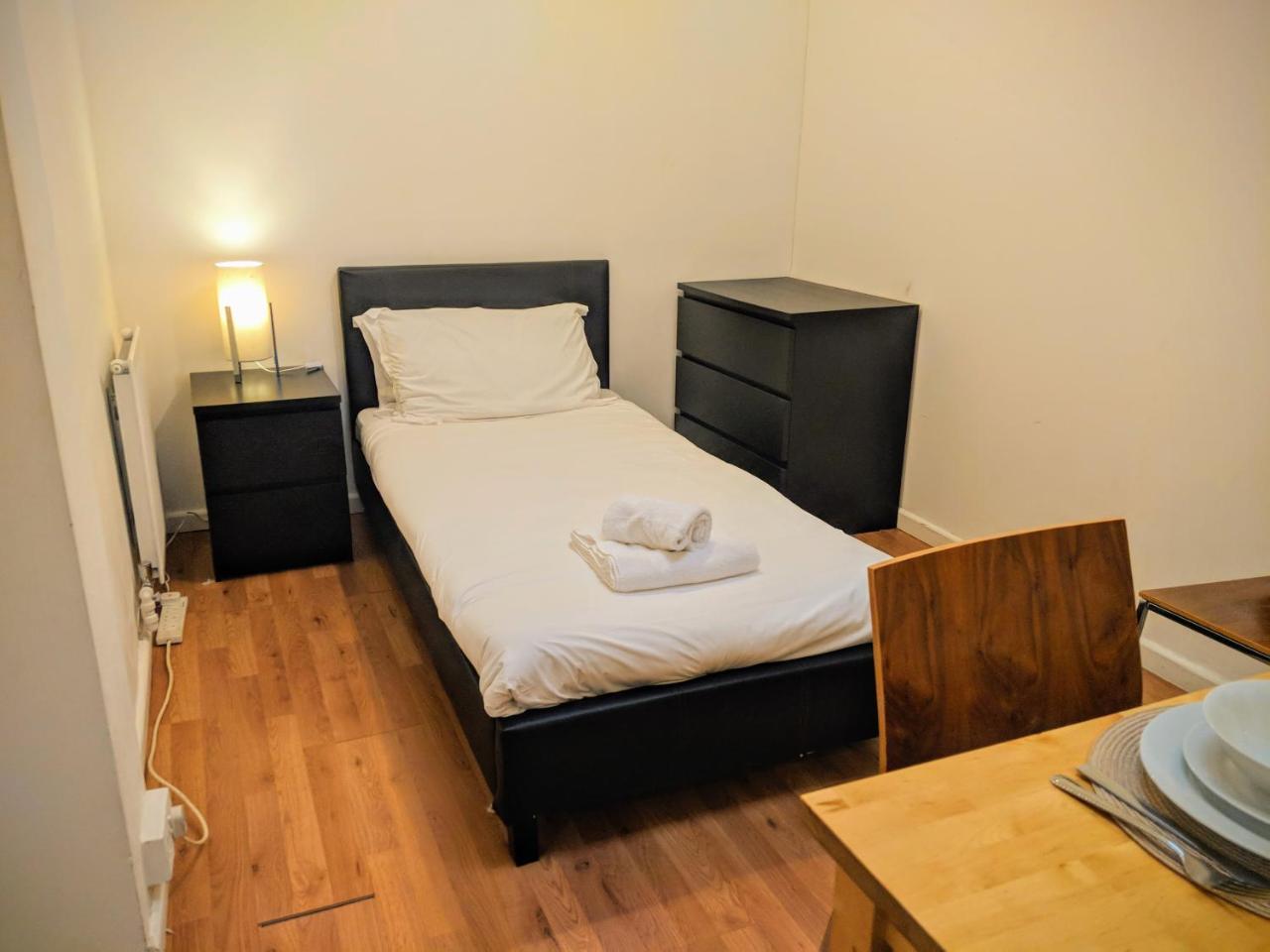 Lifestyle Hotel - Russell Square 브라이턴 외부 사진